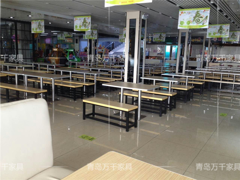  美美地 美食廣場 黃島中澤國貨店