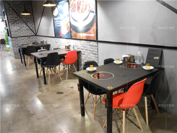  客瑞吉芝士排骨 李村萬達店火燒石餐桌