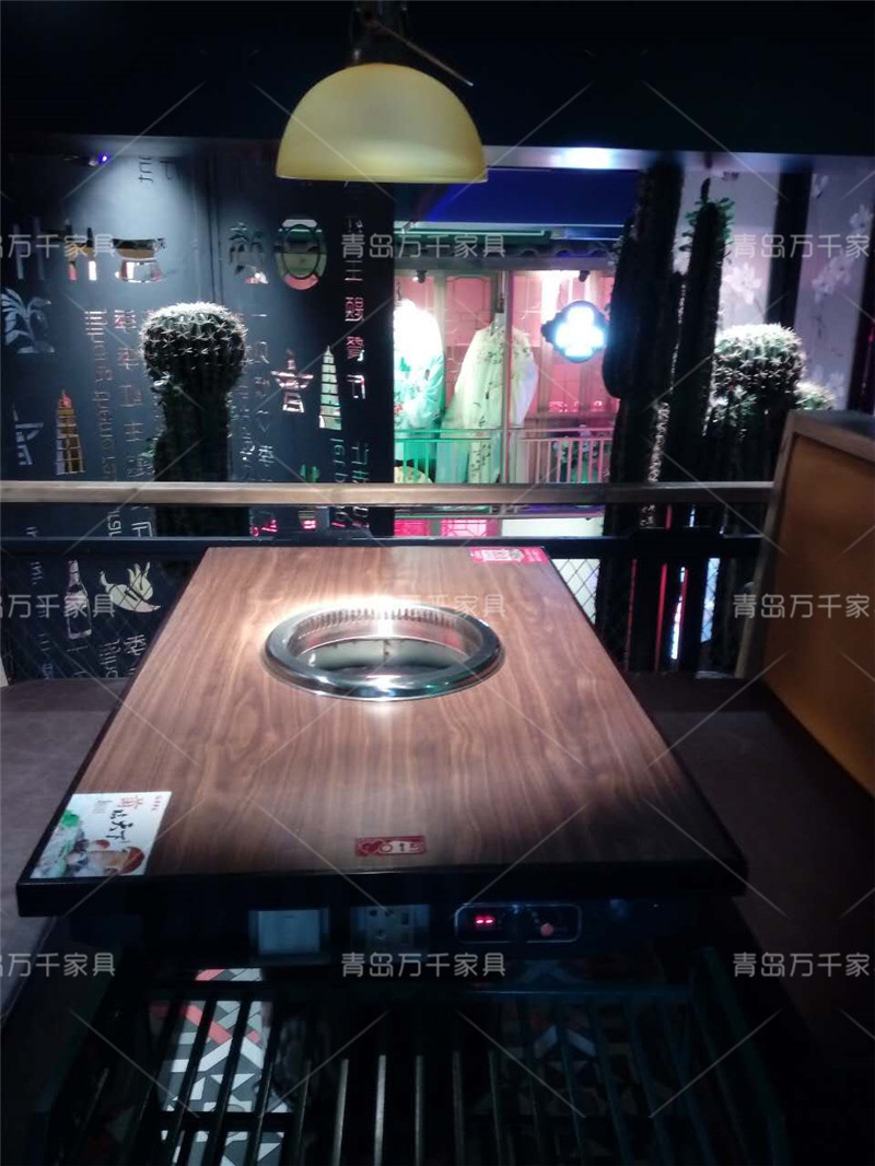  南昌季季紅 無煙火鍋