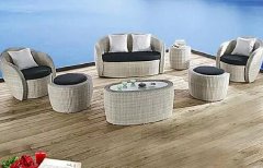 簡(jiǎn)約風(fēng)格的青島戶(hù)外酒店桌椅有哪些類(lèi)型